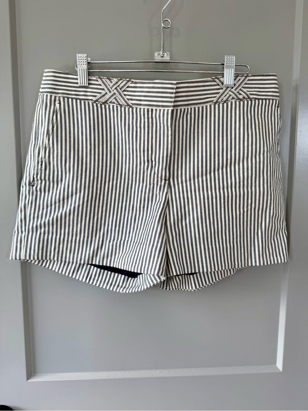 Tory Burch Sarah Jane Navy Dover Stripe Shorts Size 10